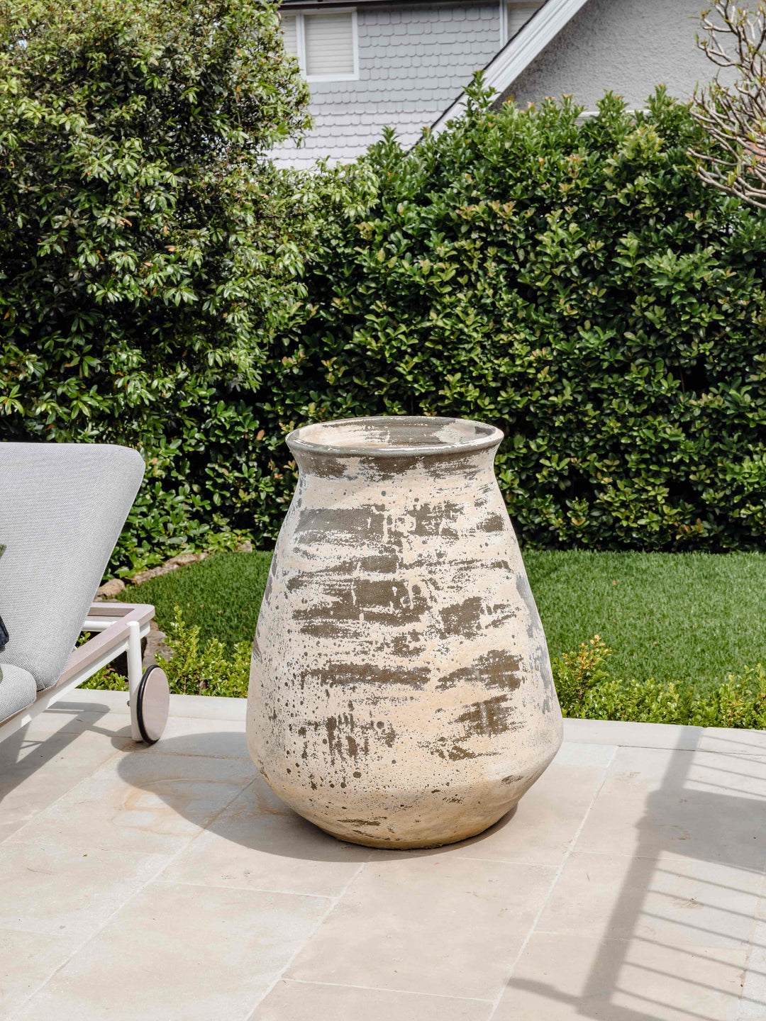 outdoor-pot-planter-balcony-garden-bacardi-trove-collective-2