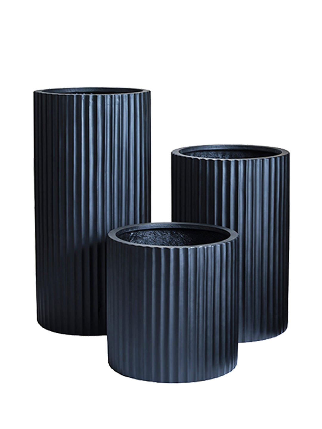 outdoor-pot-charcoal-black-trove-rib-collective-balcony-garden-ribbed-loob-trio