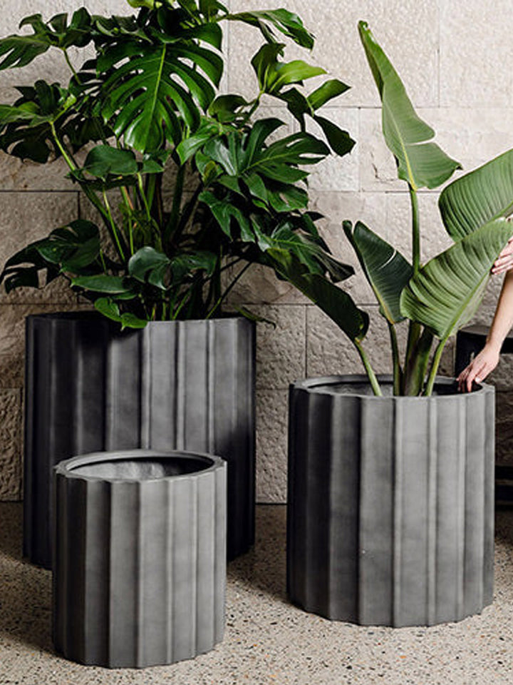 outdoor-pot-concrete-grey-balcony-garden-alfresco-ripple-ribbed-2