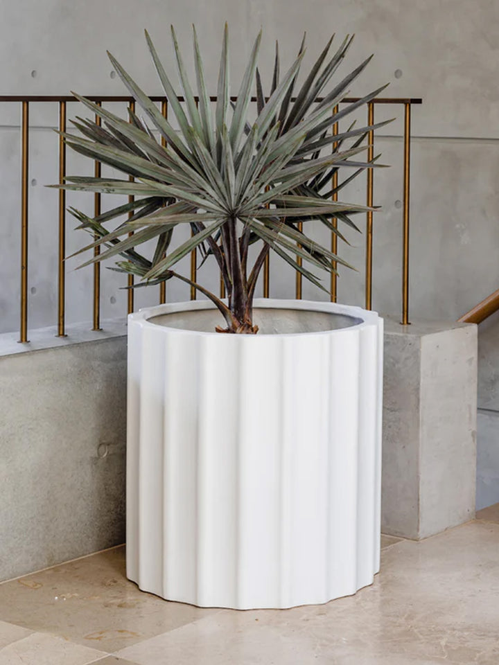 outdoor-pot-white-palm-balcony-garden-alfresco-ripple-ribbed-2